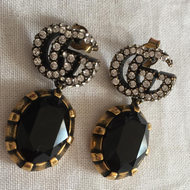 GUCCI - GUCCI クリスタル付き ダブルG ピアス BTS着用の通販 by