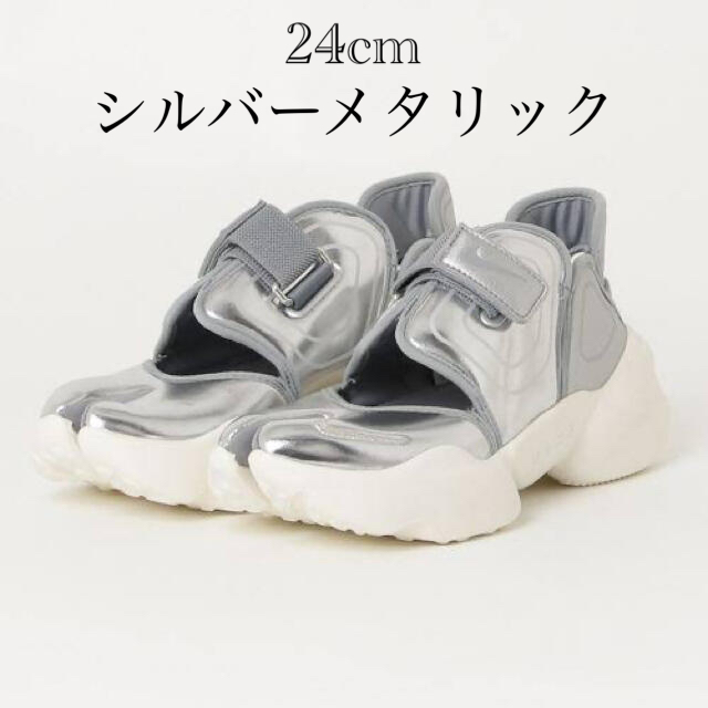 NIKE - NIKE アクアリフト シルバーメタリックの通販 by みどり