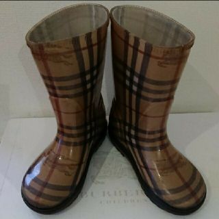 BURBERRY（長靴/レインシューズ）のフリマアイテム一覧