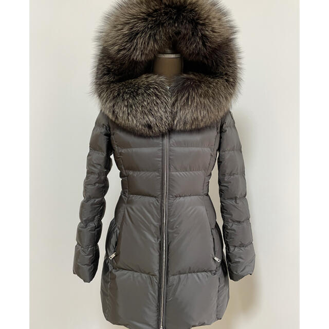 PRADA - PRADA ダウンコート FOXの通販 by mai's shop｜プラダならラクマ