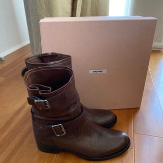 MIU MIUのフリマアイテム一覧