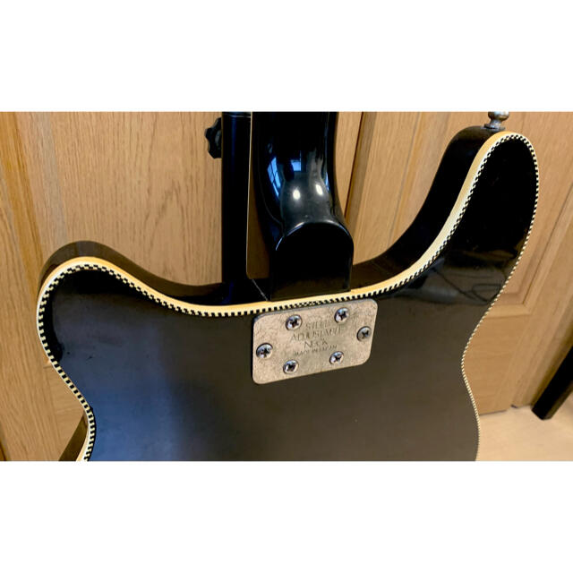 希少 Arai Diamond リッケンバッカーベース RB330 ビザール の通販 by