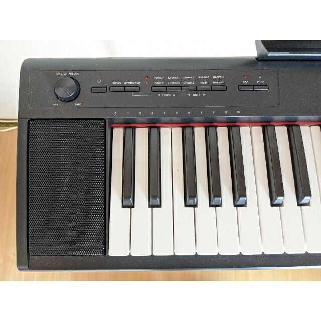 ヤマハ 電子ピアノ NP-12B カバー付き スタンド別売り Amazon | YAMAHA