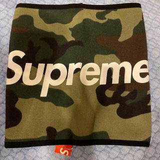 Supreme（ネックウォーマー）のフリマアイテム一覧
