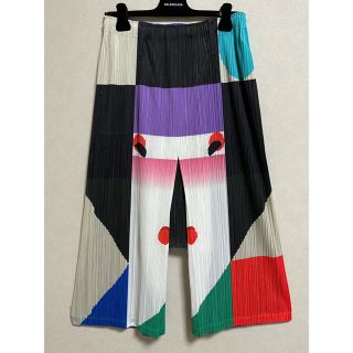 PLEATS PLEASE ISSEY MIYAKE（サルエルパンツ）のフリマアイテム一覧