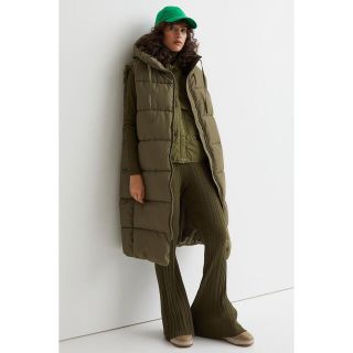 H&M（ダウンベスト）のフリマアイテム一覧