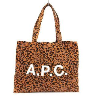 A.P.C（トートバッグ ・ ブラウン/茶色系）のフリマアイテム一覧