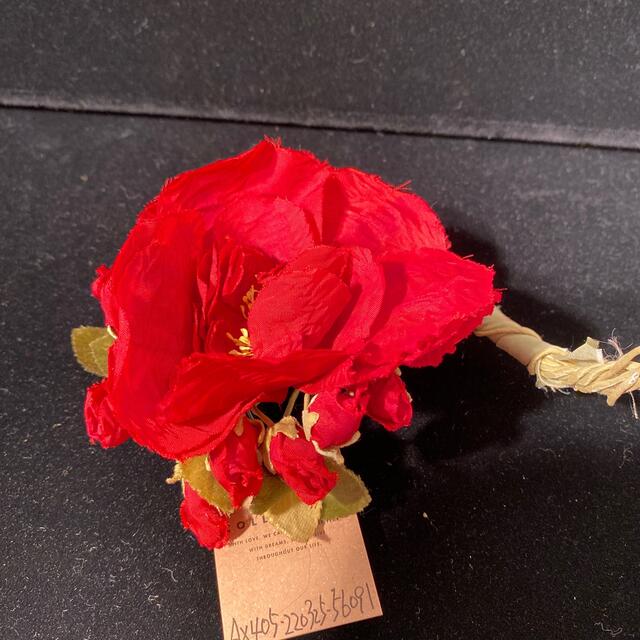 カネコイサオ ピンクハウス＆カネコイサオのコサージュ2点セットで〜す