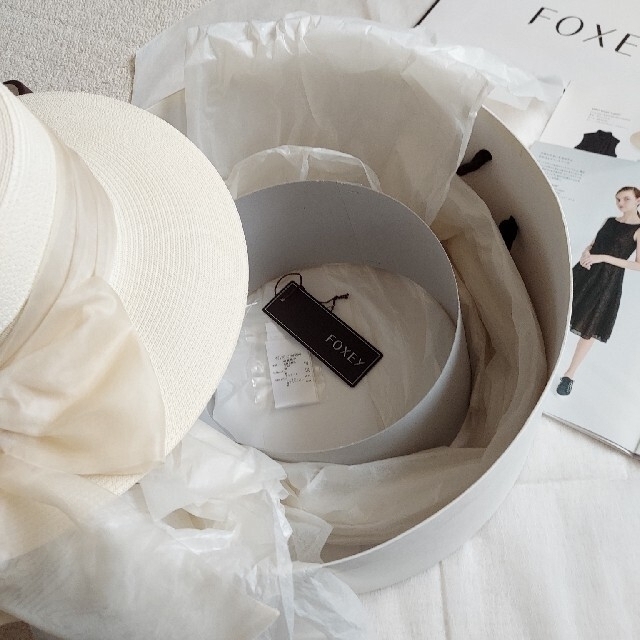 FOXEY - FOXEY❤️【Hat Torte】👒ホワイト 杉咲花さん着 ストロー