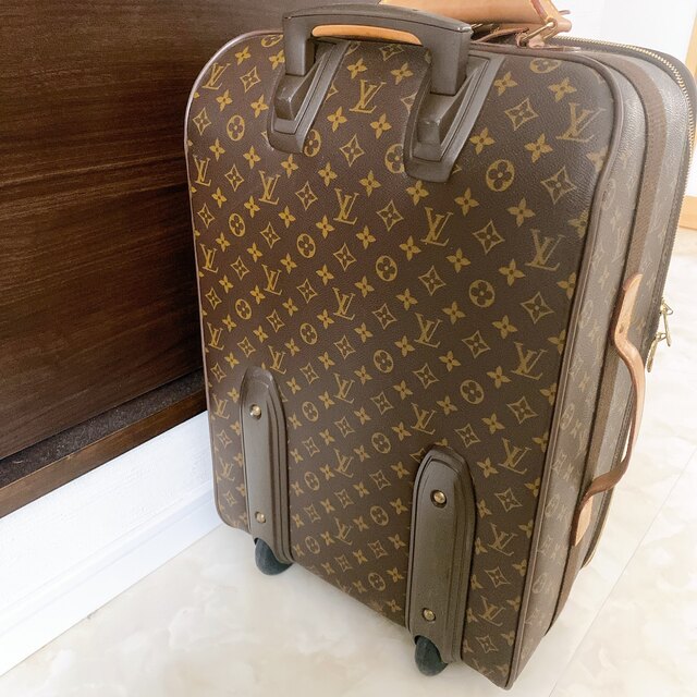 LOUIS VUITTON - ルイ ヴィトンキャリーバック の通販 by km｜ルイ