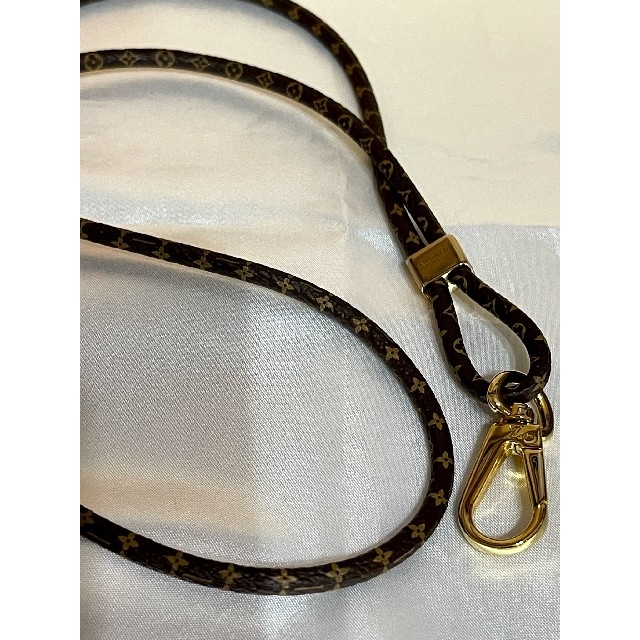 LOUIS VUITTON - ルイヴィトン♥️フォンホルダー ルイーズ ストラップ