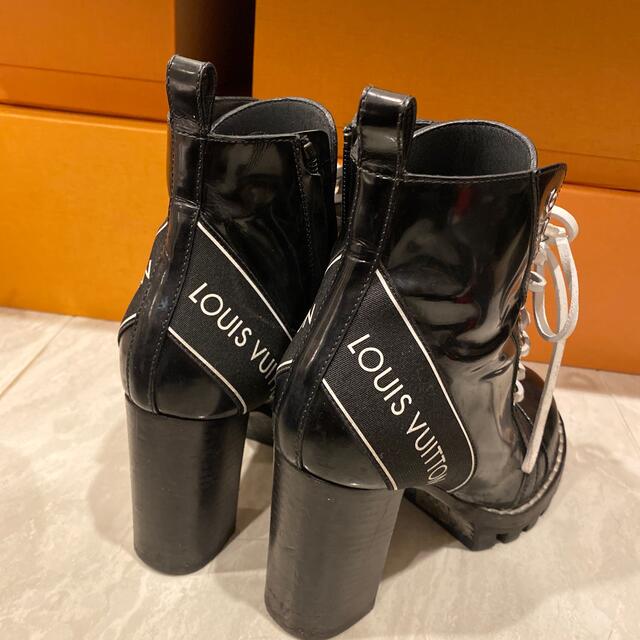 LOUIS VUITTON - ルイヴィトン♡ブーツ♡靴♡ロゴ入り♡黒の通販 by
