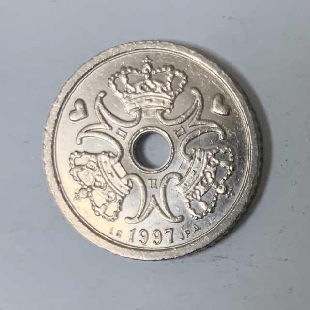海外古銭 デンマーク/1クローネ硬貨/1KRONEの通販 by ゆこ's shop｜ラクマ