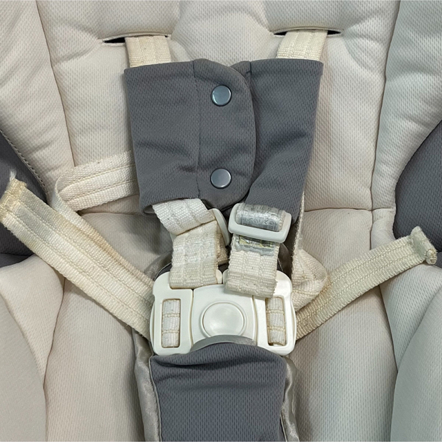 アップリカ ユラリズム オートプレミアム ムーンロック 別売り