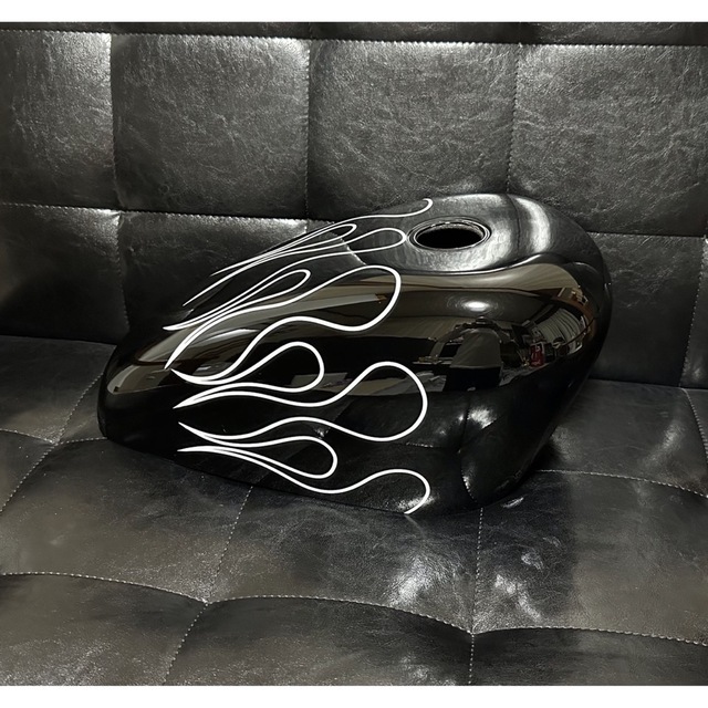 Harley Davidson - ハーレー タンクカバー サイモンカスタム製の通販