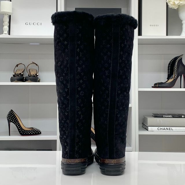 LOUIS VUITTON - 5905 ヴィトン スエード モノグラム ムートンブーツ