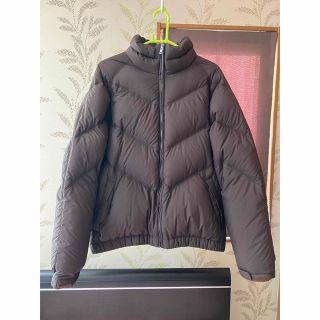 STUSSY（ダウンジャケット ・ ブラウン/茶色系）のフリマアイテム一覧