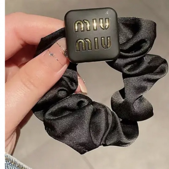 MIU MIU - シュシュ 黒サテン 新品未使用 送料無料の通販 by るるみ's