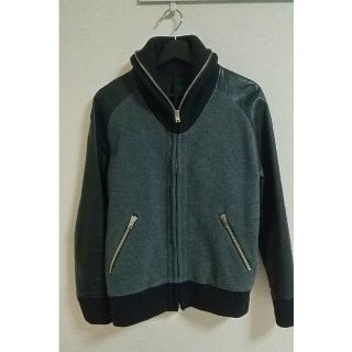 ripvanwinkle（スタジャン）のフリマアイテム一覧