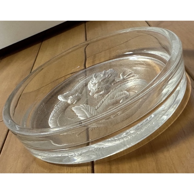 アンティーク 昭和レトロ 龍 竜 ドラゴン 彫刻 ガラス灰皿(小物入れ)の