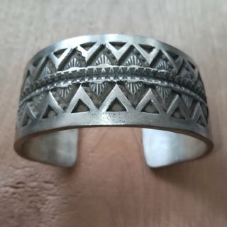 2369352086.jpg?1689382815