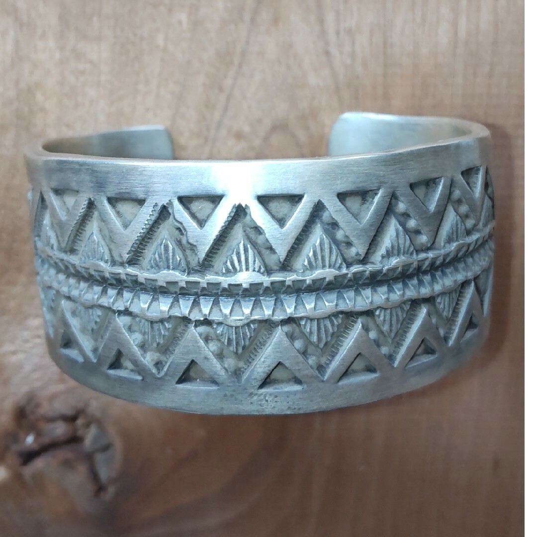 INDIAN JEWELRY - インディアンジュエリー バングルの通販 by