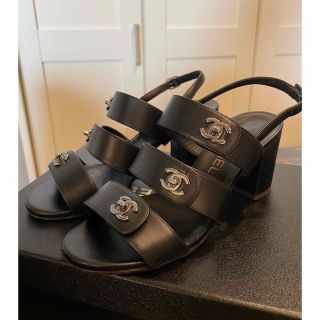 CHANEL - CHANEL ターンロック ココマーク サンダルの通販 by サヤ