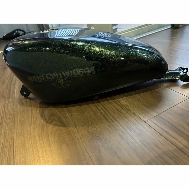 Harley Davidson - 【限定カラー・新品】xl883n タンク ハーレー純正