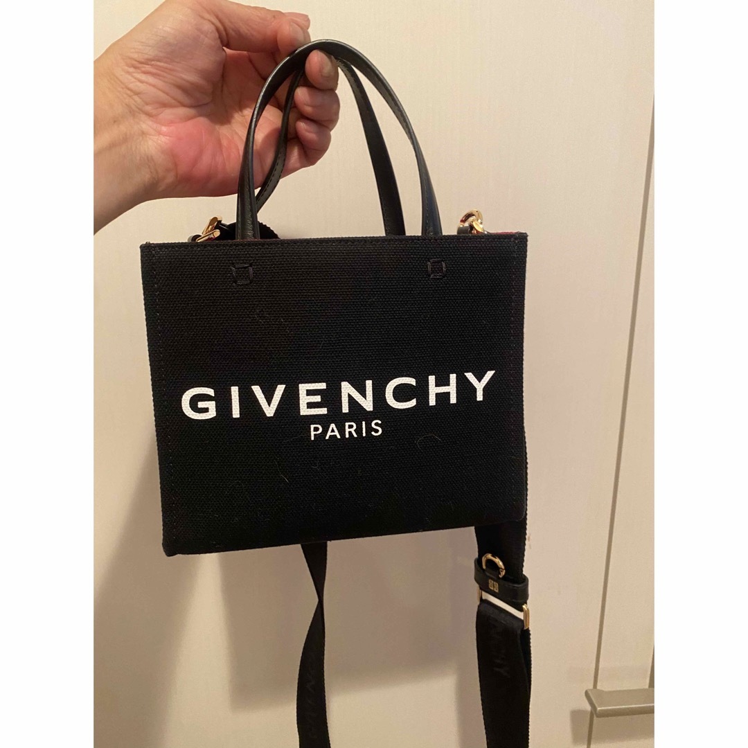 GIVENCHY - ジバンシー ショルダーバッグ 値下げの通販 by チャーリー