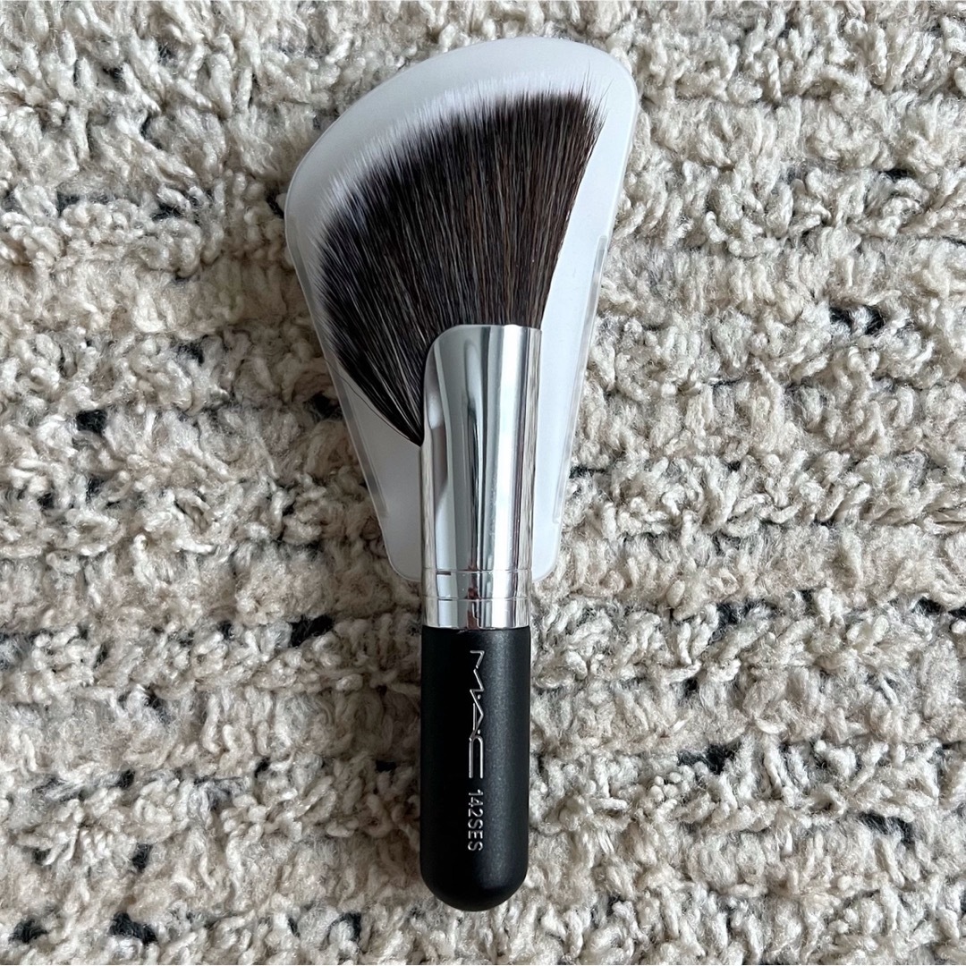 MAC - MAC 142SES ブラシの通販 by mimi's shop｜マックならラクマ