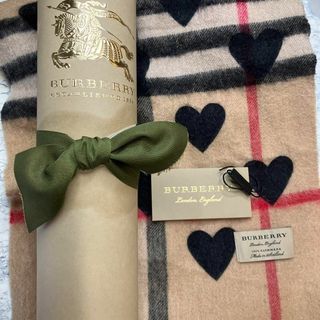 BURBERRY（マフラー/ショール）のフリマアイテム一覧