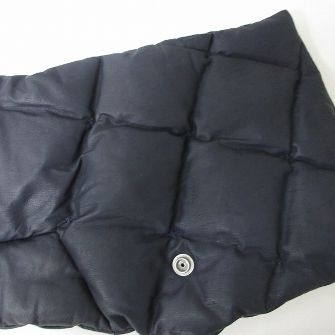 イサムカタヤマバックラッシュ カンガルーレザー マフラー ストール 紺