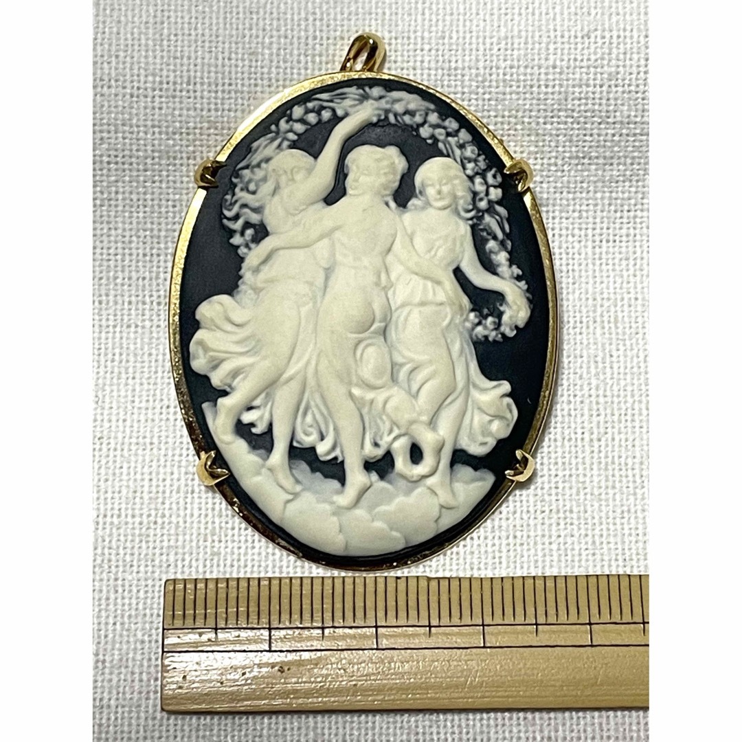 ②【TOHCA】陶華 紀元作 カメオ ブローチ(ペンダント トップ)陶器の