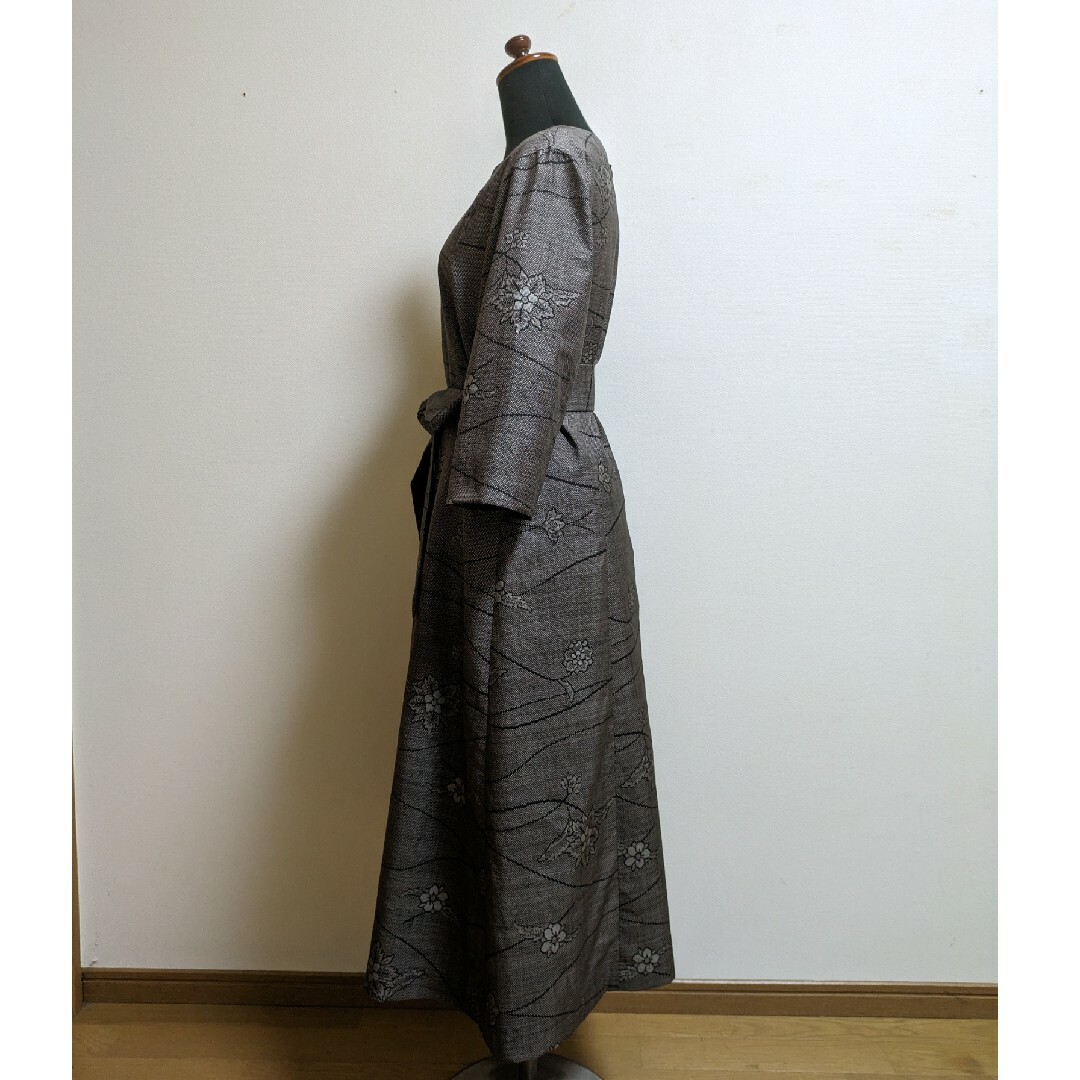 SOLD 着物リメイク ワンピース 大島紬 M〜Lの通販 by Yumi's shop｜ラクマ