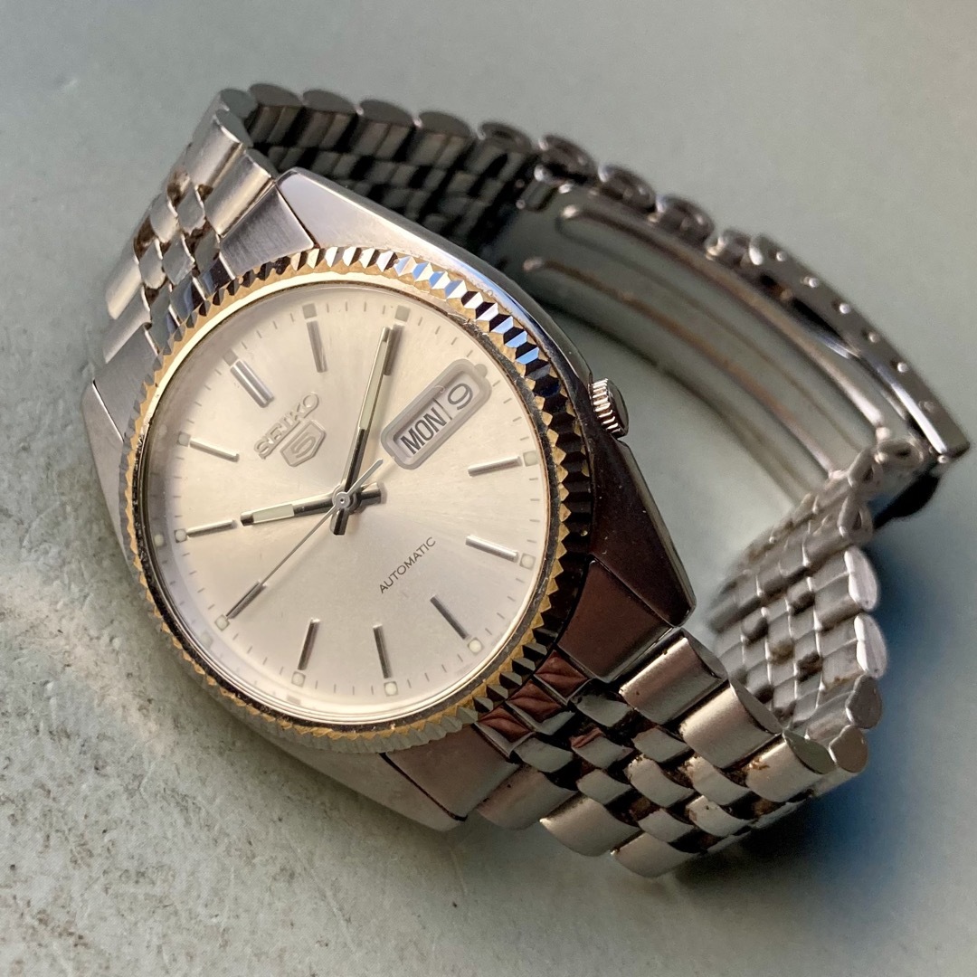 動作品】セイコー SEIKO 5 ファイブ 腕時計 1996年 自動巻き 男性の