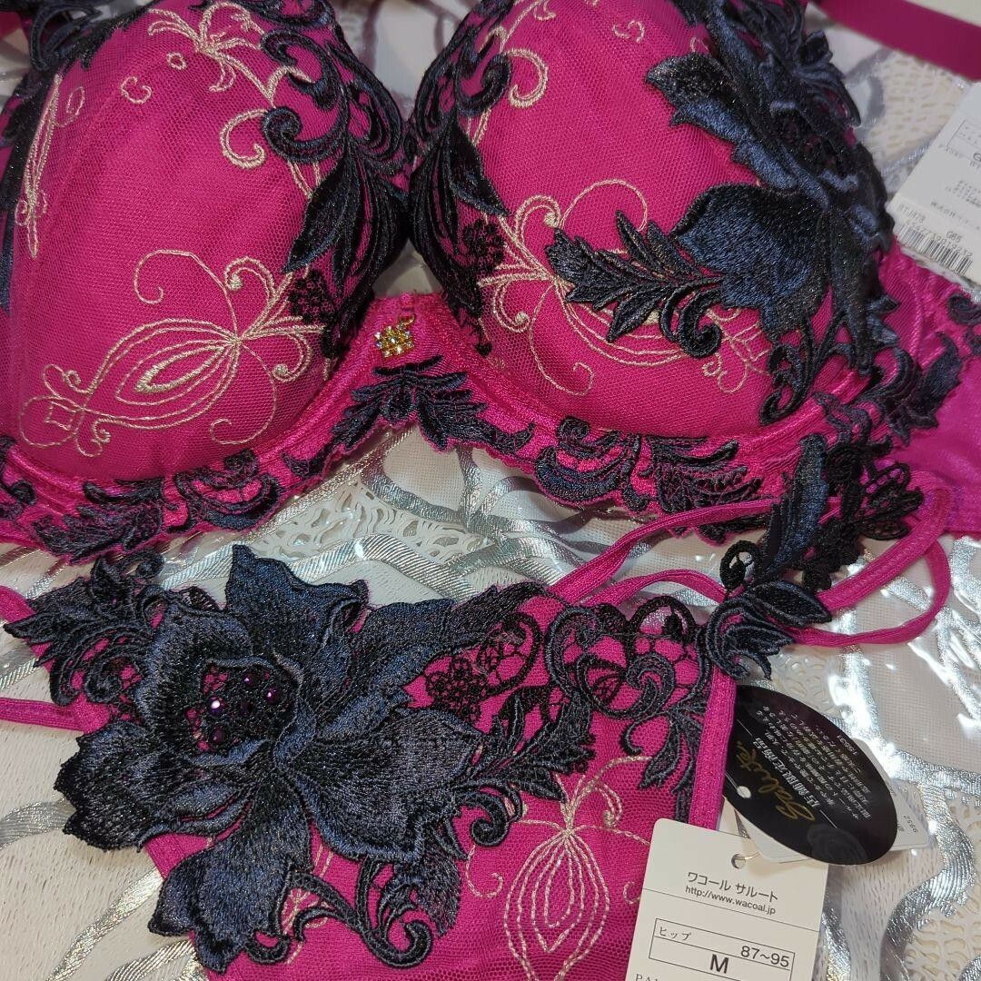 Wacoal - salute サルート 店舗限定 78G 歌舞伎 G65＆ソングTバック