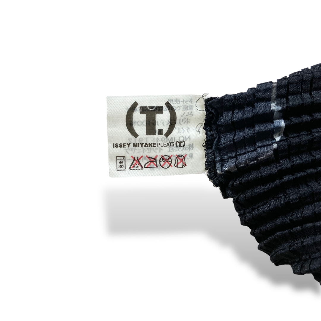 PLEATS PLEASE ISSEY MIYAKE - PLEATS PLEASE ISSEY MIYAKEイッセイ