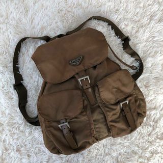PRADA（リュック/バックパック ・ ブラウン/茶色系）のフリマアイテム一覧