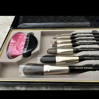 2127913195.jpg?1703307455