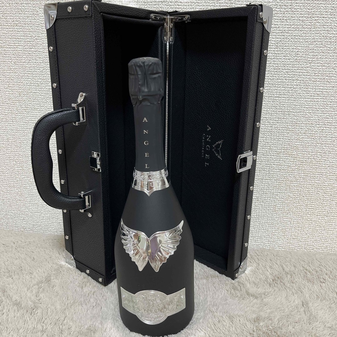 エンジェルシャンパン - エンジェルシャンパン 黒 未開封の通販 by