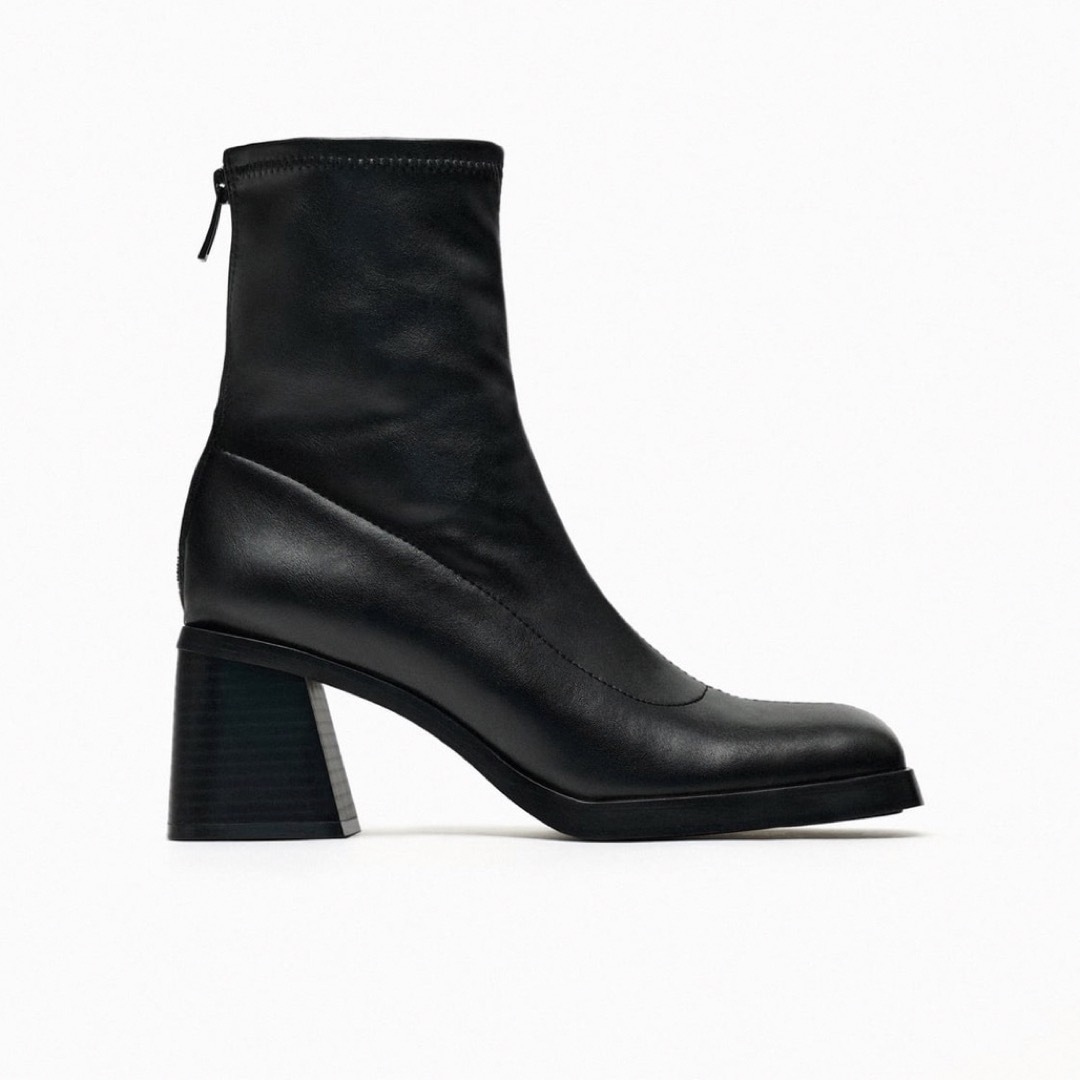 ZARA - ストレッチブロックヒールショートブーツの通販 by りぃちゃん