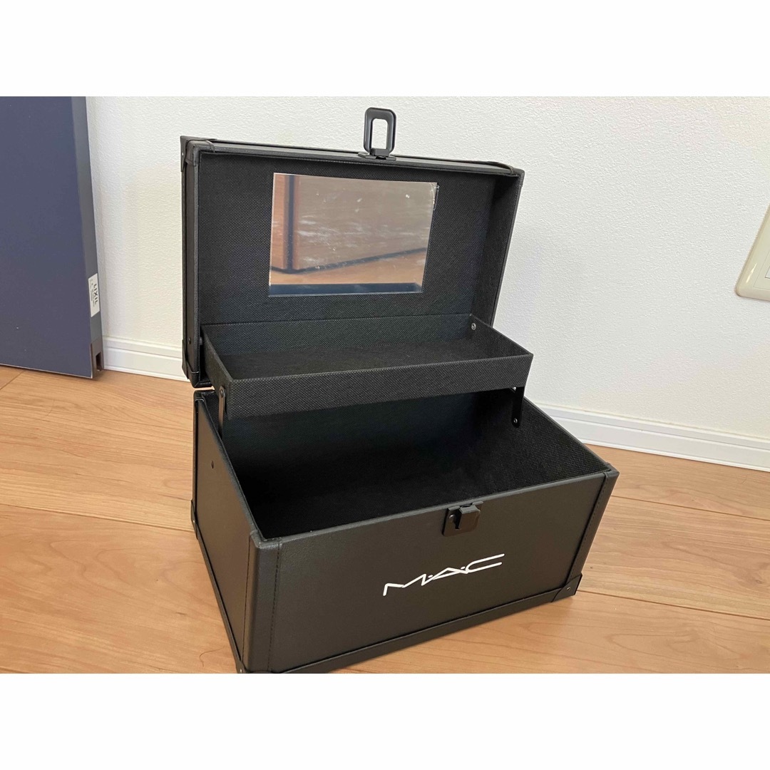 MAC - MAC 非売品メイクボックスの通販 by pipi non's shop｜マック