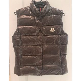 MONCLER（ダウンベスト ・ ブラウン/茶色系）のフリマアイテム一覧