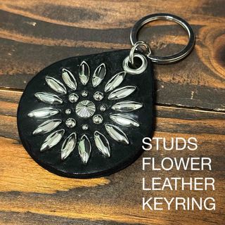 スタッズ フラワー バイカー キーホルダー ハンドメイド レザー