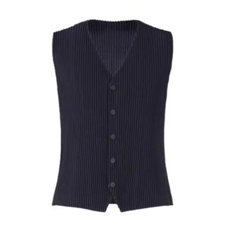 ISSEY MIYAKE（ベスト）のフリマアイテム一覧