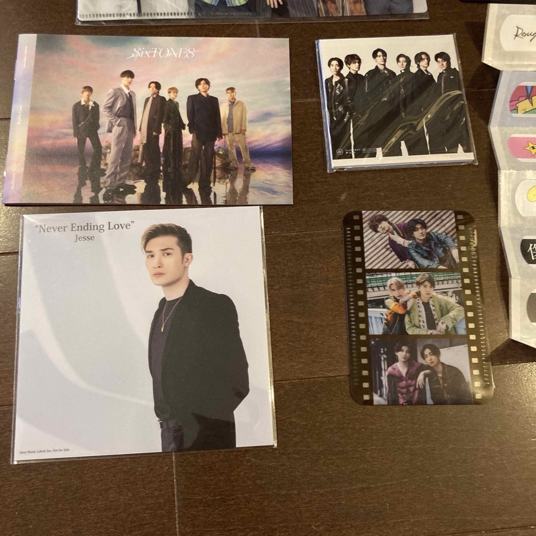 SixTONES グッズセットの通販 by moomoo｜ラクマ