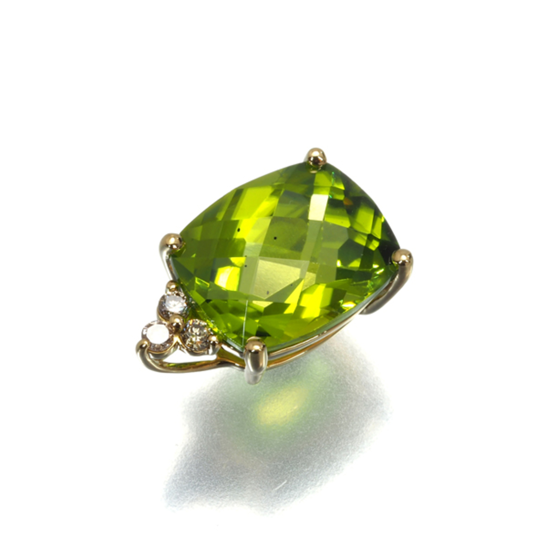 GSTV ペンダントトップ ペリドット 3.00ct ブラウンダイヤ K18YG の