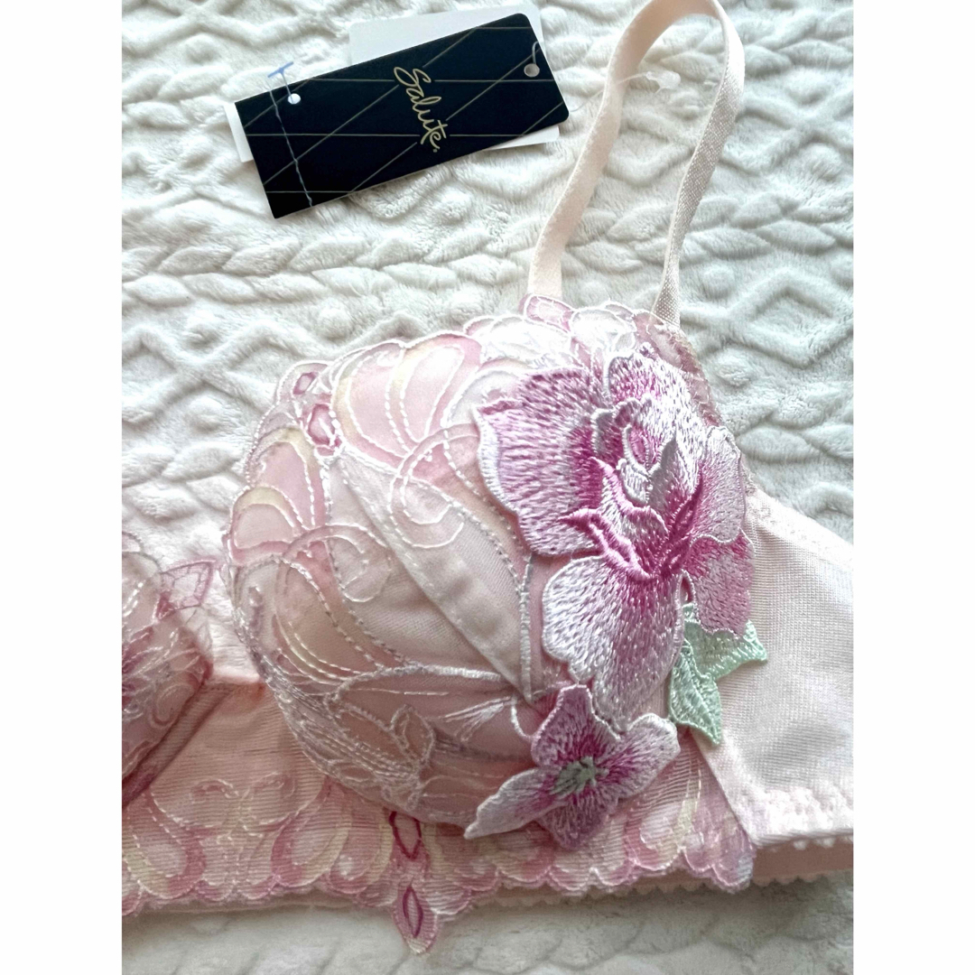 Wacoal - 【新品未使用】ワコール サルート 61G ブラ&ショーツ セット