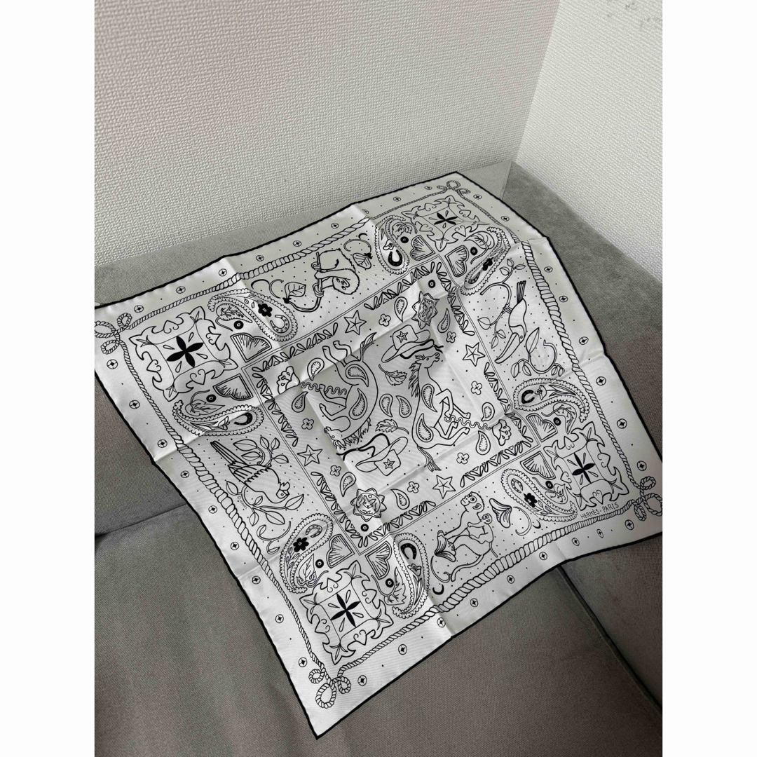 HERMES - 値下げ！新品未使用 エルメス シルクバンダナ アニマル