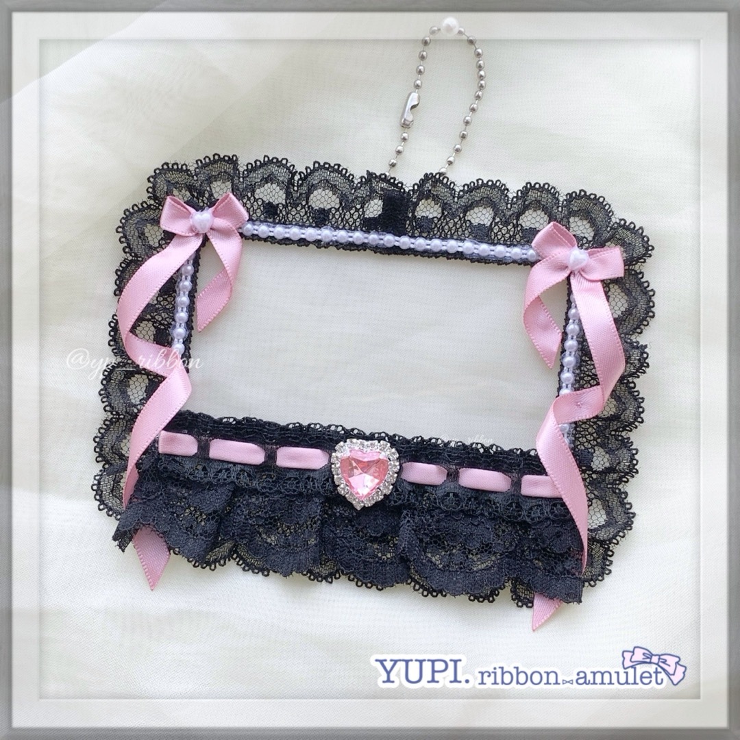 B8 デコ硬質ケース レースデコ デコ名札 トレカチェキ 韓国 ピンク 黒